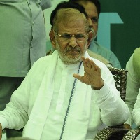 Former Union Minister Sharad Yadav passes away at 75