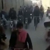 Pakistan Suffering From Food Crisis People Chase wheat Truck on Bikes