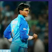 India Women Beat South Africa Women In Tri Series Opener