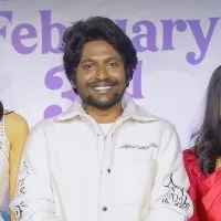 Writer Padmabhushan Trailer Released