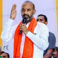 Bandi Sanjay criticizes CM KCR