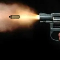 Robbers open fire, loot cash near Hyderabad