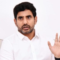 Andhra Police permits Lokesh's padyatra with riders