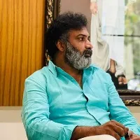 Nandamuri family members arrives Narayana Hrudayalaya in Bengaluru