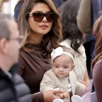 PRIYANKA AND NICK REVEAL MALTI MARIE FACE FOR THE 1ST TIME
