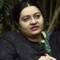 Deepa meets Panneerselvam