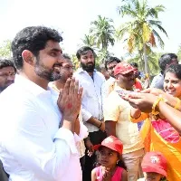 Lokesh gets grand welcome in Galla Aruna Kumari village
