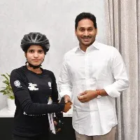 CM Jagan announces ten lakhs to Asha Malaviya