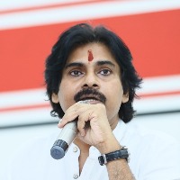 Pawan kalled Jagan as Appu Ratna