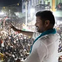 Revanth Reddy once again fires on KCR