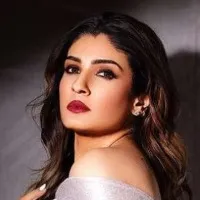 Raveena Tandon comments on love with Akshay Kumar