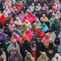 Women can offer 'namaz' in mosques: AIMPLB to SC
