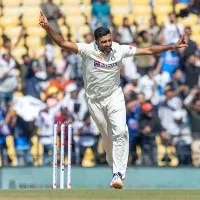 Aswin gets his 450th wicket and set a record