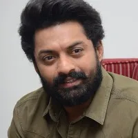 Tarakaratna is recovering says Kalyan Ram