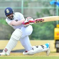 KS Bharat out for 8 runs in Nagpur test