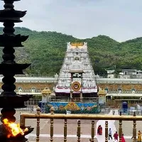 Devotees rushes to Tirumala
