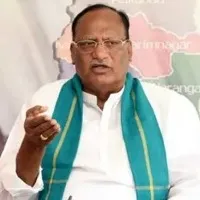 Gutha Sukender Reddy fires on Komatireddy