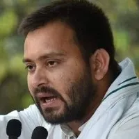 Tejashwi Yadav fires on BJP
