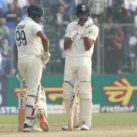 Team India all out for 262 runs in Delhi