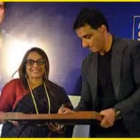 No it will take some time to come into politics says bollywood star sonu sood