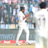 Australia struggles on day three