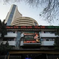 Indian stock market ends flat