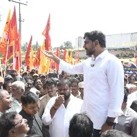 Lokesh questions Vajra Vahan in his Padayatra