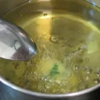Anakapalli woman pours hot oil on husband