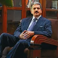 Anand Mahindra terms Ram Charan a Global Star