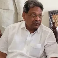 CBI Notices to YS Bhaskar Reddy Once Again In Viveka Murder Case