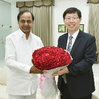 Foxconn committed to set up plant in Telangana, CEO tells CM