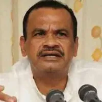 Revanth Reddy has to respond in Kavitah issue says Komatireddy Venkat Reddy