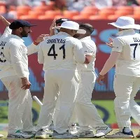 4th Test, Day 1: Ashwin, Shami pick a wicket each as Australia reach 75/2