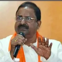 somu veerraju fires on ap govt over govt employees issue