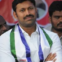 MP Avinash Reddy files petition on Telangana High Court