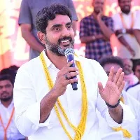 Lokesh completes 500 km in Yuvagalam Padayatra