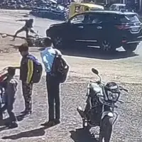 Accident Between Congress Digvijaya Singhs Car and Bike