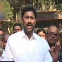Avinash Reddy talks to media after CBI questioning