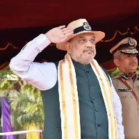 Amith Shah stranded in Hyderabad due to technical issue in plane