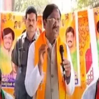 bjp leader vivek venkata swamy slams mlc kavitha