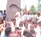 bandi sanjay protest at gunpark over tspsc paper leakage