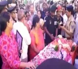 Chopper pilot, Lt Col Reddy cremated with military honours in Telangana