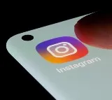 Instagram Facebook have begun selling blue ticks in USA