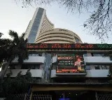 Stock market ended with profits once again