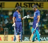 Team India study chasing against Aussies