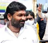 YCP leader Kotamreddy Giridhar Reddy To Join TDP Today