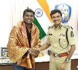 CV Anand felicitates Rahul Sipliganj