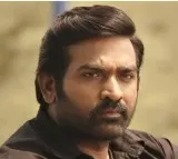 Vijay Sethupathi comments on political entry