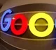 Google rolling out its topic filters to Search results on desktop