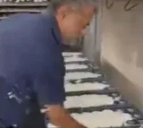 Anand Mahindra shares video of a man preparing idlies on mass scale